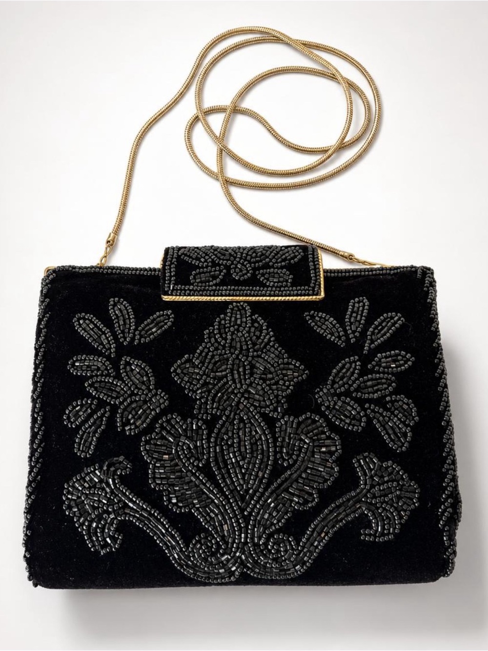 La Regale VTG Black Beaded Velvet Evening Clutch, Gold Chain, EUC